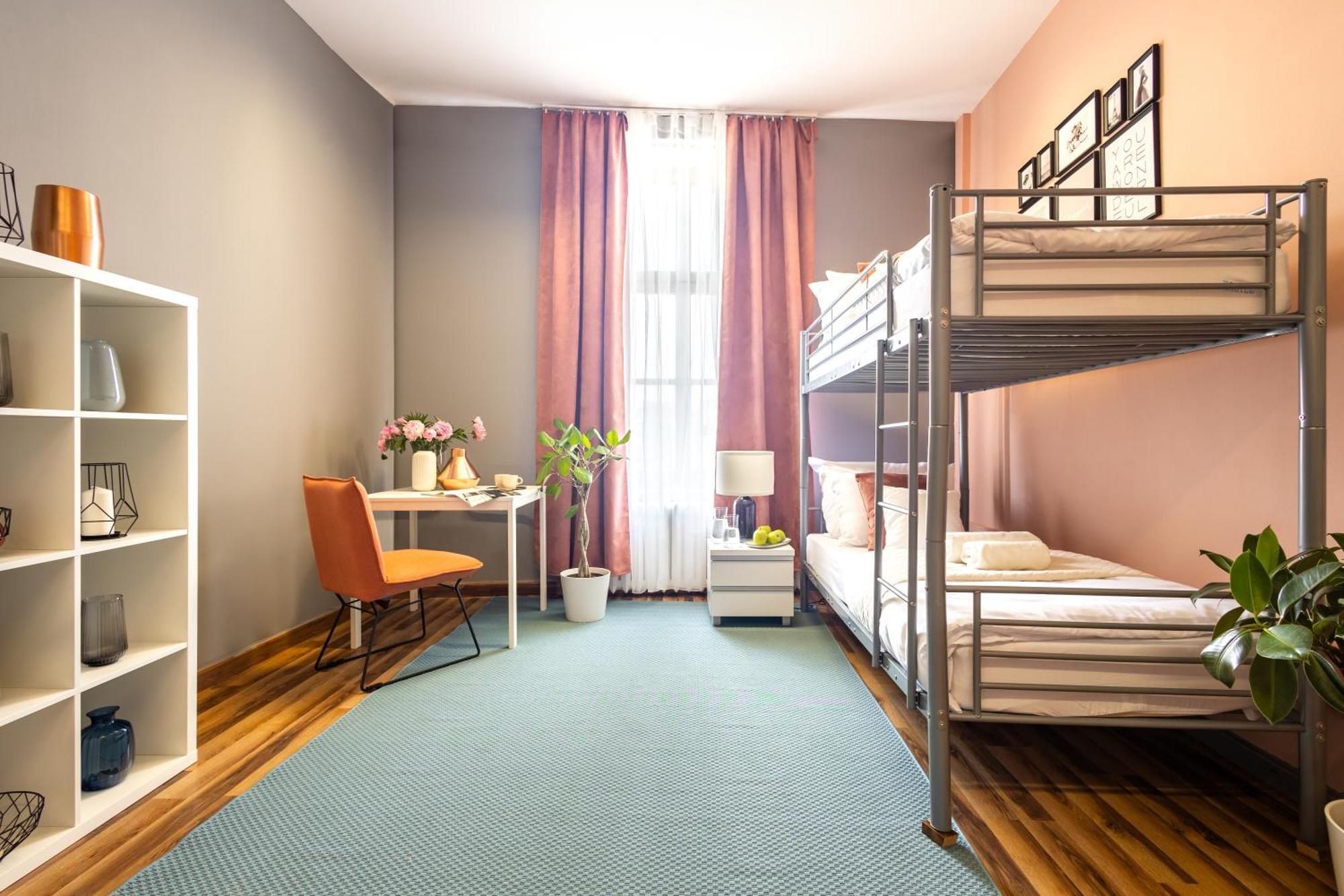 Hostel Krasnal Market Square Breslavia Esterno foto